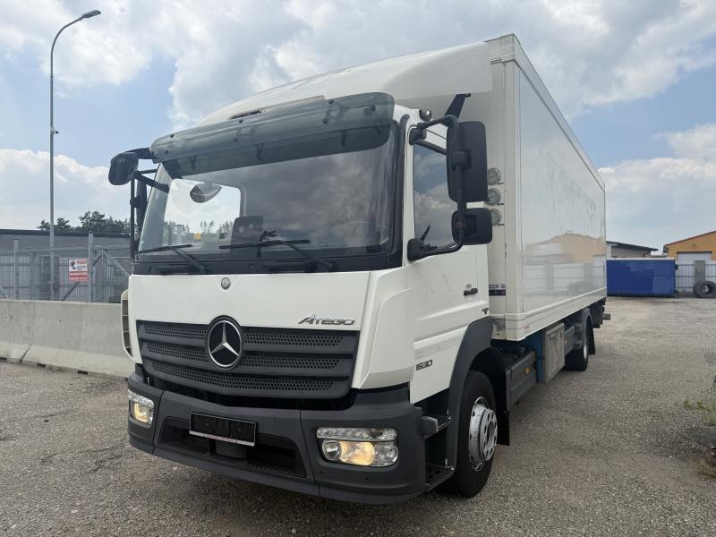 Mercedes-Benz 1530 Mrazák + čelo, 4 komory