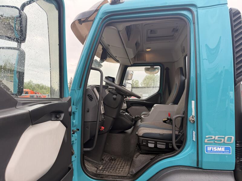 Volvo 250 nový nosič CTS 8t.