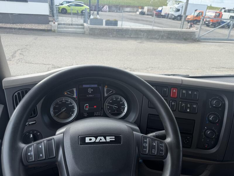 DAF LF 260 L shrnovačka L 18 pal.