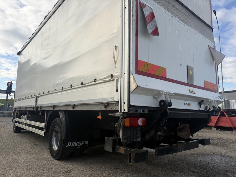 DAF LF 260 L shrnovačka L 18 pal.