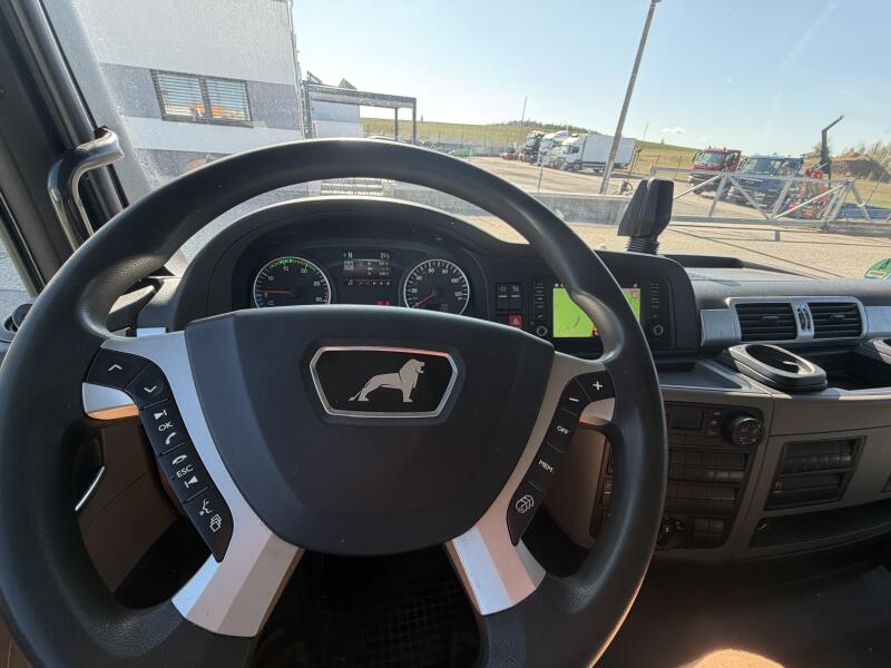 MAN Skříň 18 palet čelo Palfinger