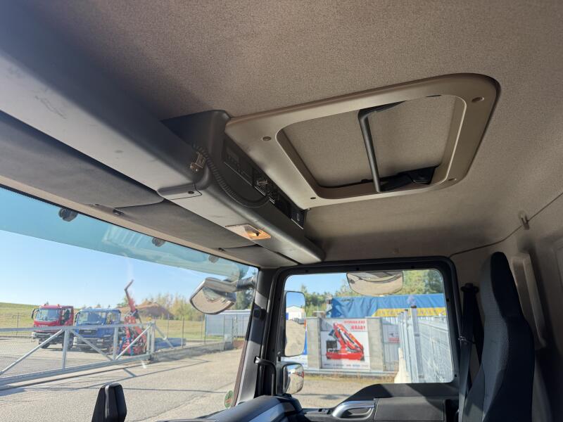 MAN Valník 16 palet