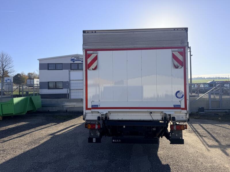 MAN 15.290 skříň, čelo, 18 palet